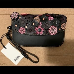 *SOLD* Coach Tea Rose Clutch Handbag